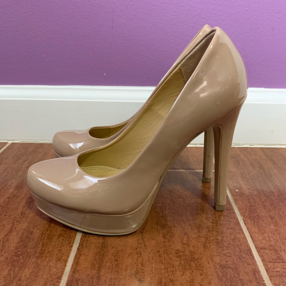 CHINESE LAUNDRY Nude Pumps - Used